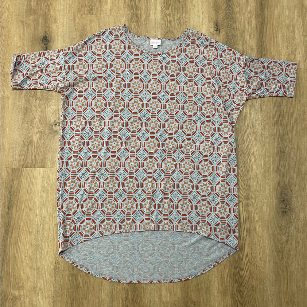 Geometric Patterned Women’s Lularoe Irma large Tunic